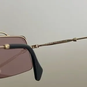 Miu Miu | Accessories | Miu Miu Socit 58mm Square Pink Lens  display picture 1